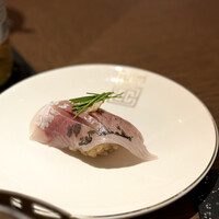 正宗広東私房菜サワダ 梅田エスト店 - 鯵