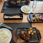 溶岩焼きステーキ&ハンバーグ 崋山 - 