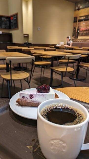 スターバックスコーヒー イオンモール石巻店 - 石巻あゆみ野（カフェ）の写真