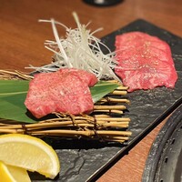 個室焼肉ITADAKI 町田 - 