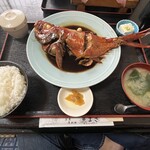 魚まさ - 特大地金目鯛煮魚定食2580
