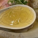 ジャパニーズ ラーメン 五感 - 