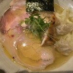 ジャパニーズ ラーメン 五感 - 