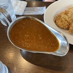 洋食やタイガー - たっぷりのカリーソース