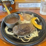 炭焼きハンバーグ 牛吉 - 