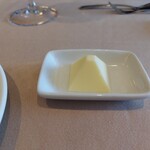 アルブル ヴェール - バターはピラミッド？