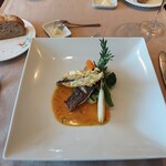 アルブル ヴェール - お連れ様のタイのポワレだったかな？