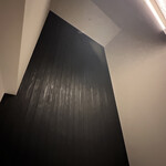 Restaurant SAI 燊 - 玄関の吹き抜け