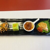 創作中華 一之船入 - 前菜４種盛り合わせ
