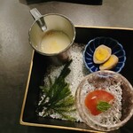 NoruraDa - コーンのスープ、マヤクタマゴ(？)、トマト