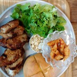 Cafe Kukka - 拼盤午餐 [香辣雞肉]