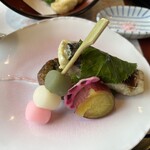 紀尾井 なだ万 - 鰆の桜葉焼き