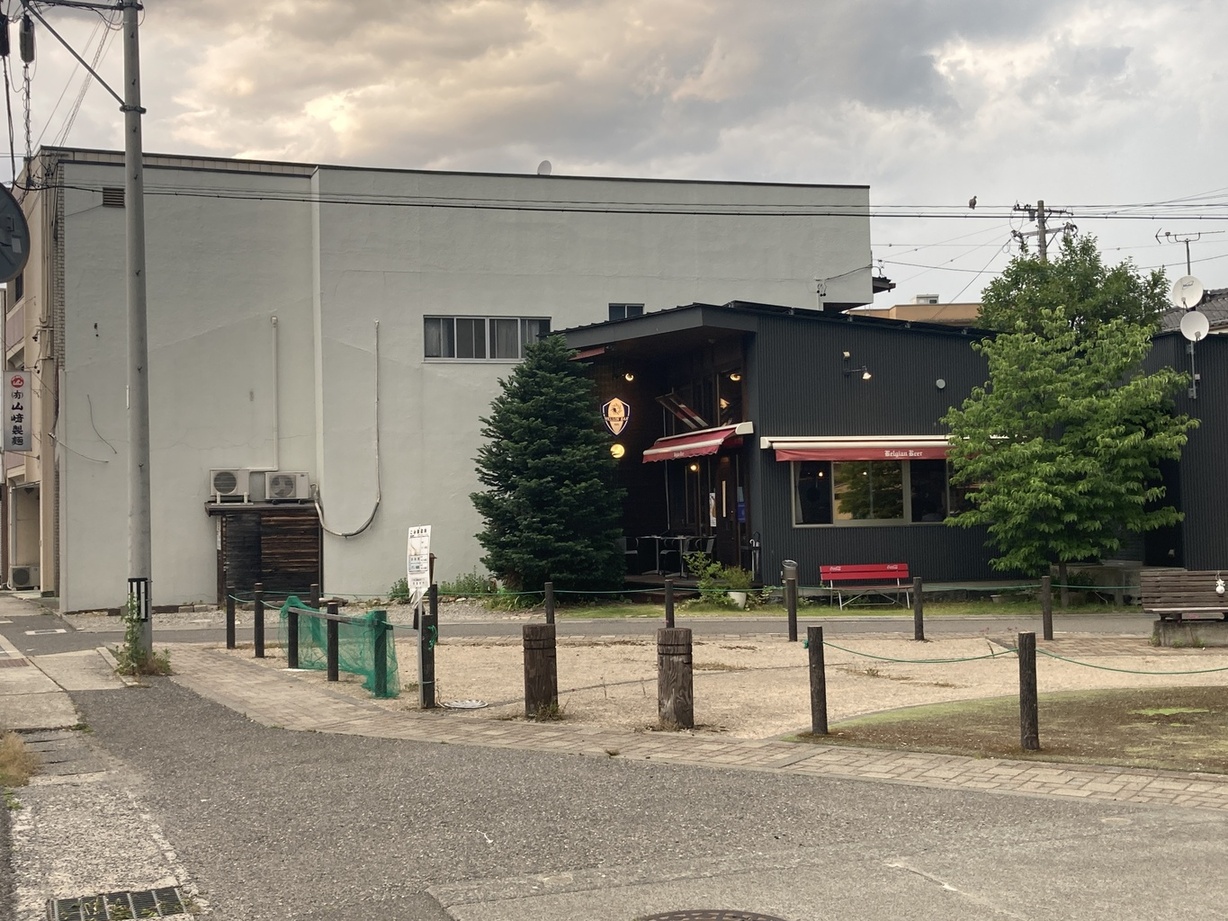 ハローズ バー
