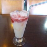 Sea茶 - ストロベリーラッシー