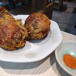 獅子林 - 特製ジャンボ唐揚げ2個600円