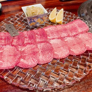 焼肉Dining 迦楼羅_0