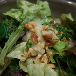 ICONIC STAGE - １２種のフレッシュハーブサラダ　パワードレッシング付；アップ