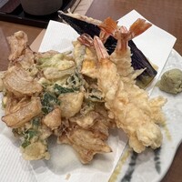 天ぷら ひさご ラシック店 - エビ天と野菜のかき揚げと茄子の天ぷら