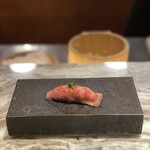 肉割烹 SHUN - 黒毛和牛いちぼ肉寿司