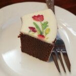 キッチン ブルー グローブ - チューリップが、描かれています