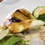 キッチン ブルー グローブ - 茄子のソースはバルサミコ酢？