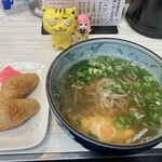 てんまや - 月見そば＆いなり寿司＝510円（税込）