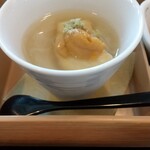 雪庭 - 長芋すりおろし？白身魚にウニがオン