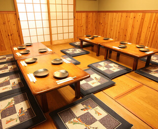 Okonomiyaki Mori - 店内奥方に15～18名のお座敷がございます。