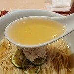 麦と麺助 - スープ