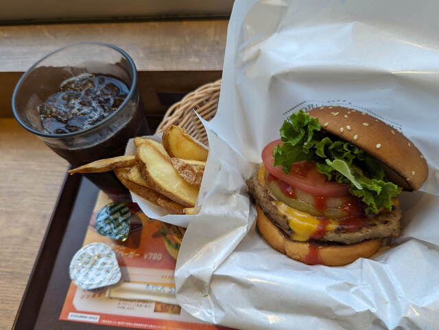 FRESHNESS BURGER Kandasudachoten photo 3