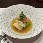 やす多” - オマール海老と海鮮の甘酢かけ