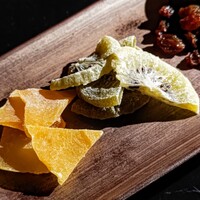 DINING & BAR TABLE 9 TOKYO - ドライフルーツ