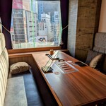 東京焼肉 黒木 - 店内1