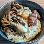 東京焼肉 黒木 - 和牛＆トリュフの土鍋御飯