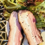 和牛とワイン フォーコ - 農家のベーコン