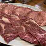 炭火焼肉ホルモンさわいし - 