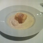 銀座 ハプスブルク・ファイルヒェン - パラチンケンのアオフラオフ　ケシの実のソースとシナモン風味のアイスを添えて