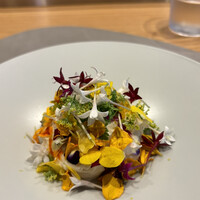 TROIS VISAGES - スペシャリティ: ホエーのサラダ