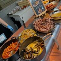 TOOTH TOOTH GARDEN RESTAURANT - 