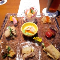 THE DINING シノワ唐紅花＆鉄板フレンチ蒔絵 - 