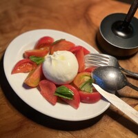 カルネジーオ イースト - 