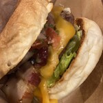 CRUZ BURGERS & CRAFT BEERS - 