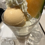 雪印パーラー 本店 - 