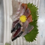 源蔵本店 - 刺盛り　タイが美味かった。全部美味しいけど