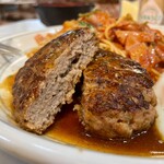 シルビア - ハンバーグ断層。こちらもまずまずボリューミー