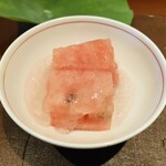 馳走 啐啄一十  - 【写真⑯】スイカ、海水(瀬戸内海)ジュレ掛け