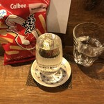 麹町いづみや しろ - カルビーかっぱえびせん ・七賢 冬冷酒 純米吟醸 