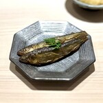 鮨 西崎 - ■稚鮎の有馬煮
      山椒の香りと肝の苦味、稚鮎の魅力が詰まってます。