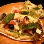 Nathan's - 生ハムサンド＋サラダ