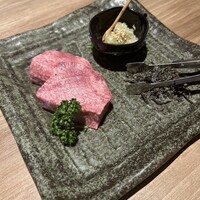 闘牛門 別邸 和ノ牛 - 厚切り上タン 4,180円